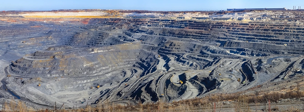 Canada-Mining